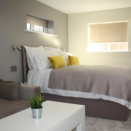 Frinton Escapes Apartment Room photo